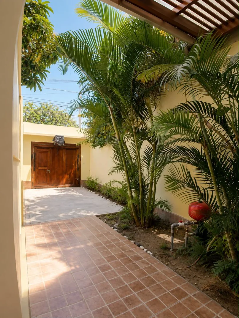 ALQUILER DE DEPARTAMENTO - URBANIZACION COCOS DEL CHIPE