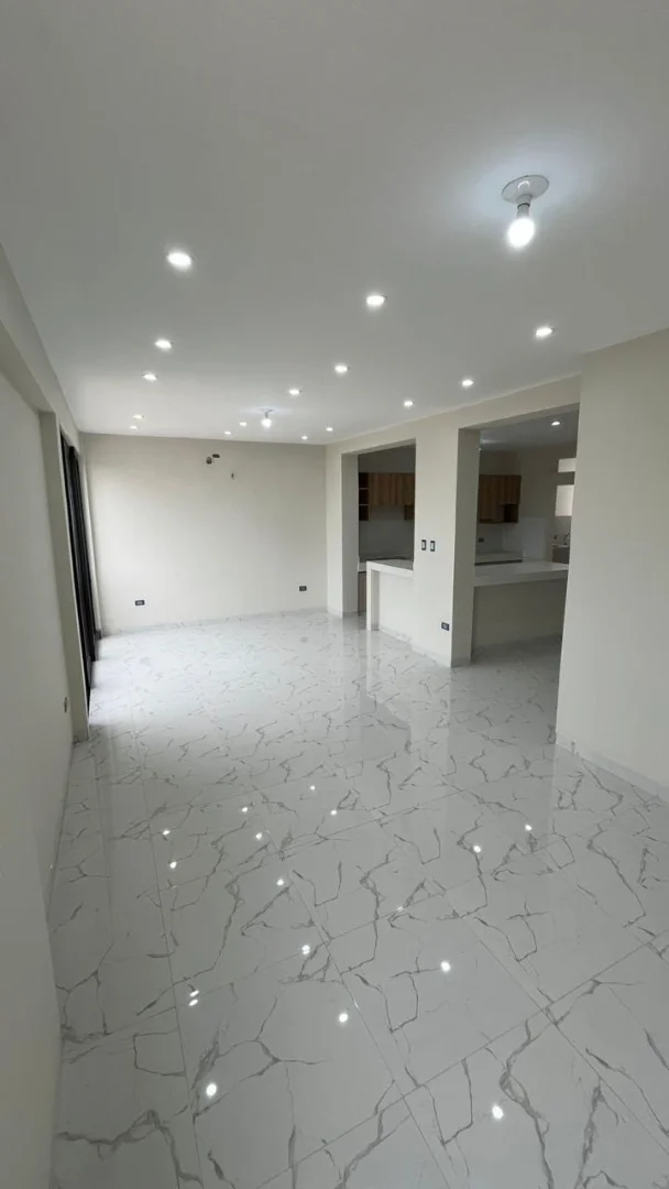 DEPARTAMENTOS DE ESTRENO EN VENTA - 1ER Y 3ER PISO - URB. LOS CORALES - PIURA